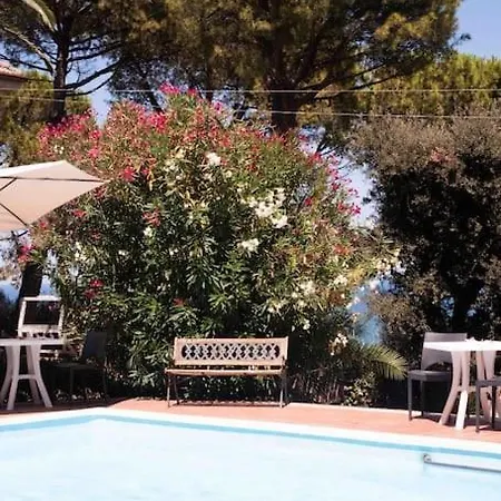 Terrazza Sul Mare - Vista Con Piscina Appartement